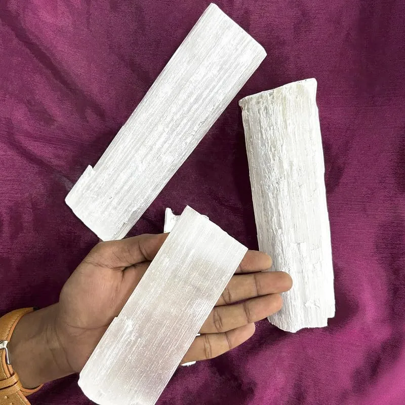 9Dzine Selenite Crystal Raw Stone Original Selenite Raw Gemstone 200 Gm Crystal Selenite Rough Raw Stone Material for Reiki Vastu Meditation Crystal at Home Décor