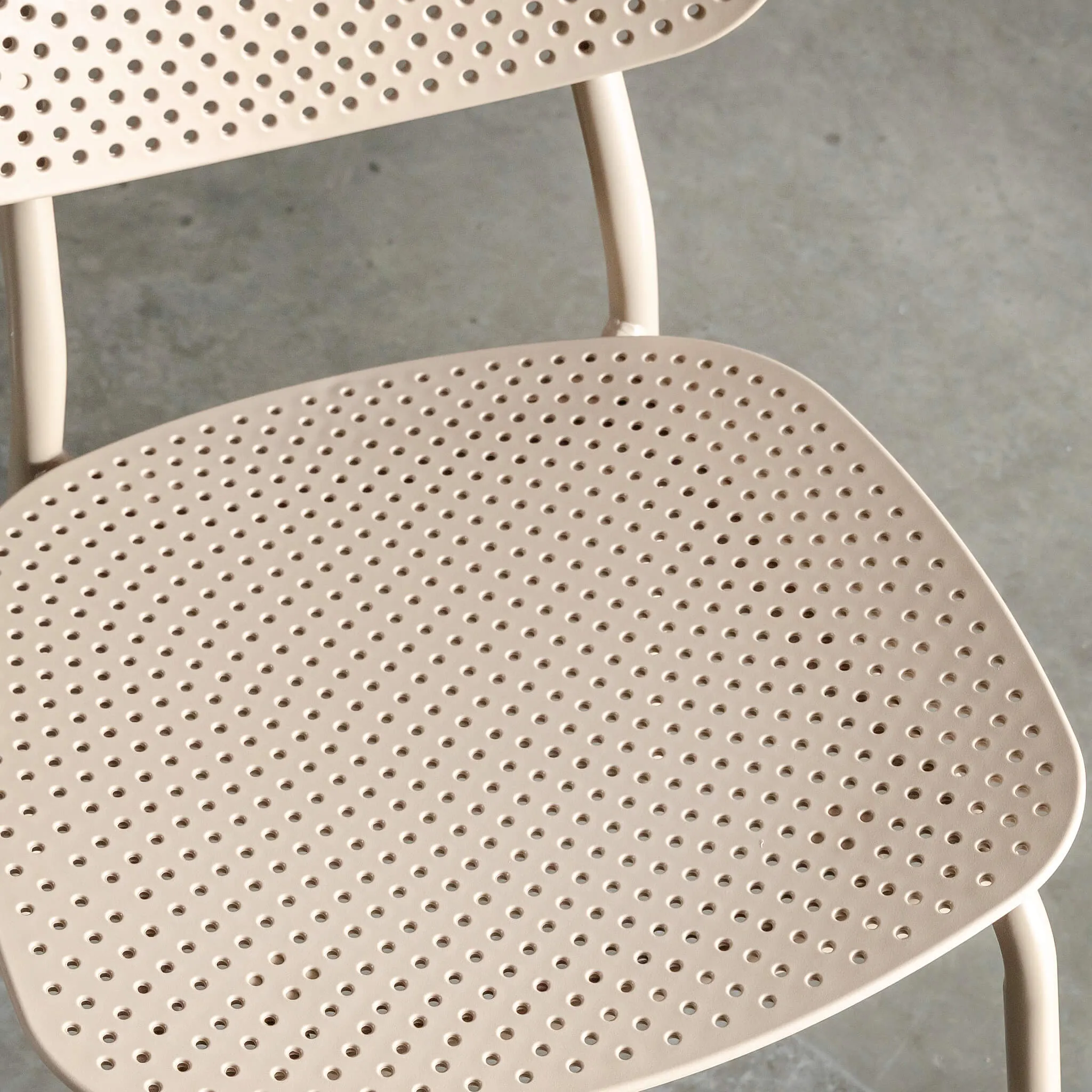 CAPO MESH INDOOR/OUTDOOR BAR CHAIR BUNDLE  |  TOBACCO SAND