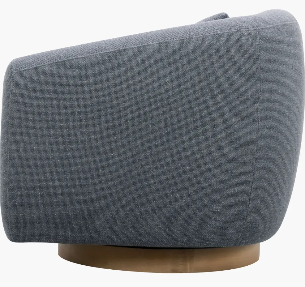 Loma Swivel Chair