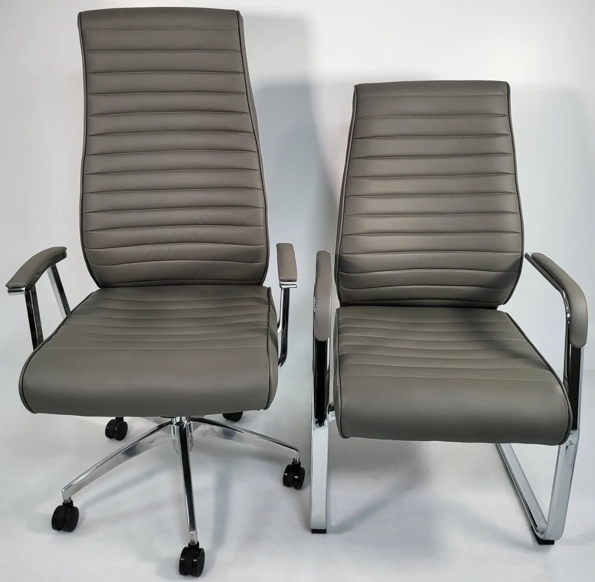 Modern Executive Grey Leather Cantilever Visitors Chair - 908B