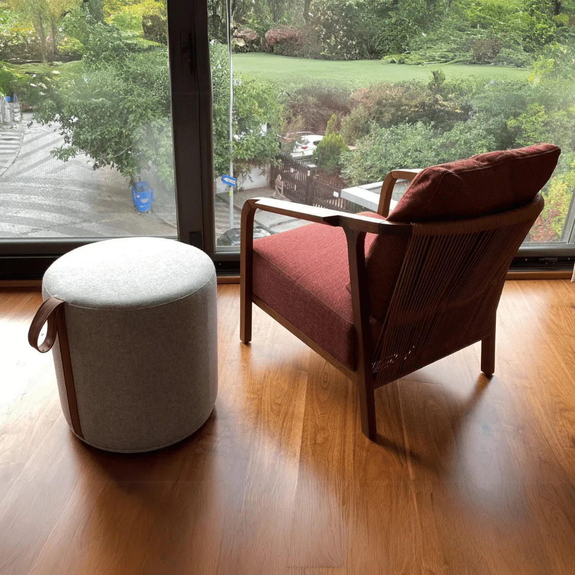 Modern Lounge Armchair Drops Red