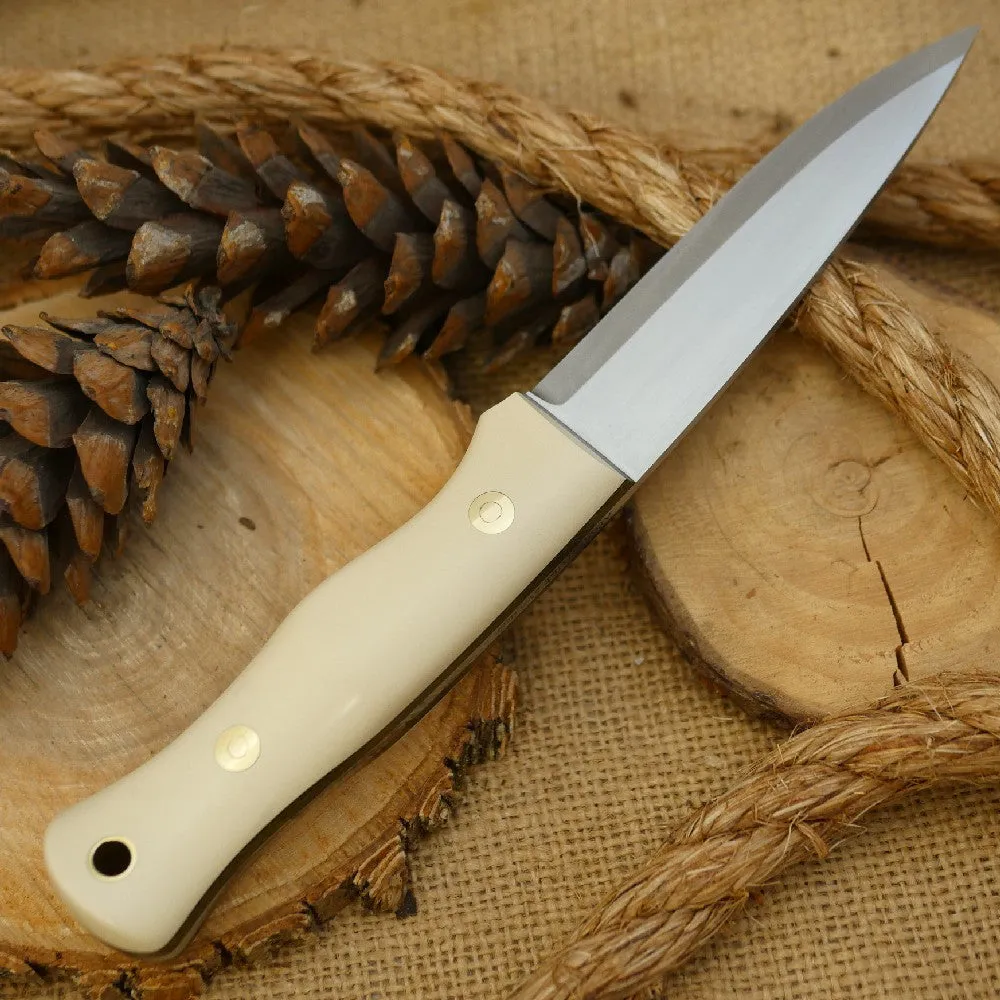 Mountaineer: Ivory Paper & Green Canvas