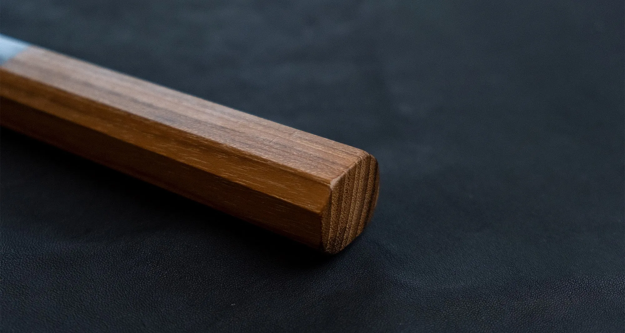 Nigara Kurozome Kiritsuke Yanagiba Aogami #2 Damascus 240mm (9.4")