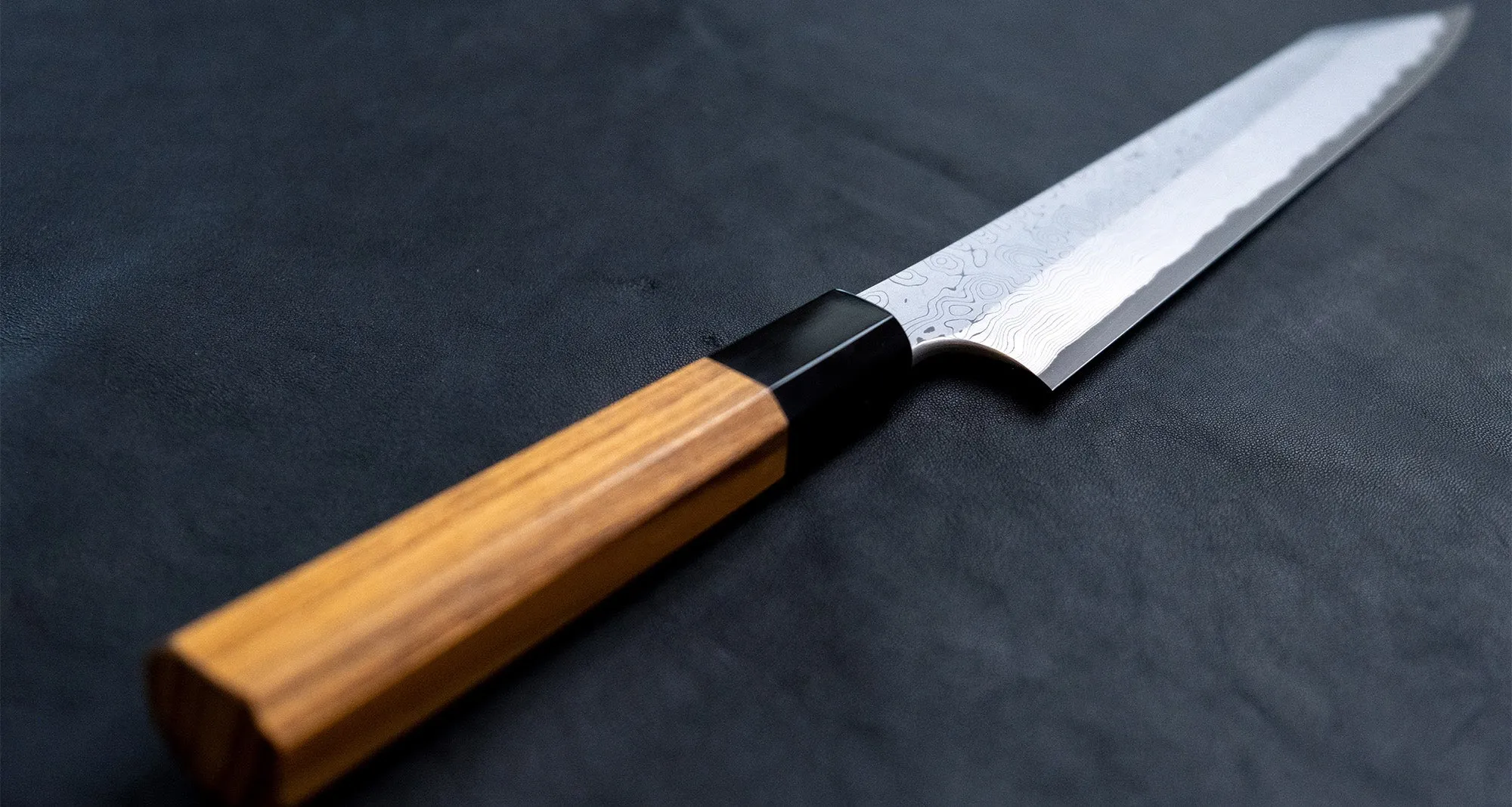 Nigara Kurozome Kiritsuke Yanagiba Aogami #2 Damascus 240mm (9.4")