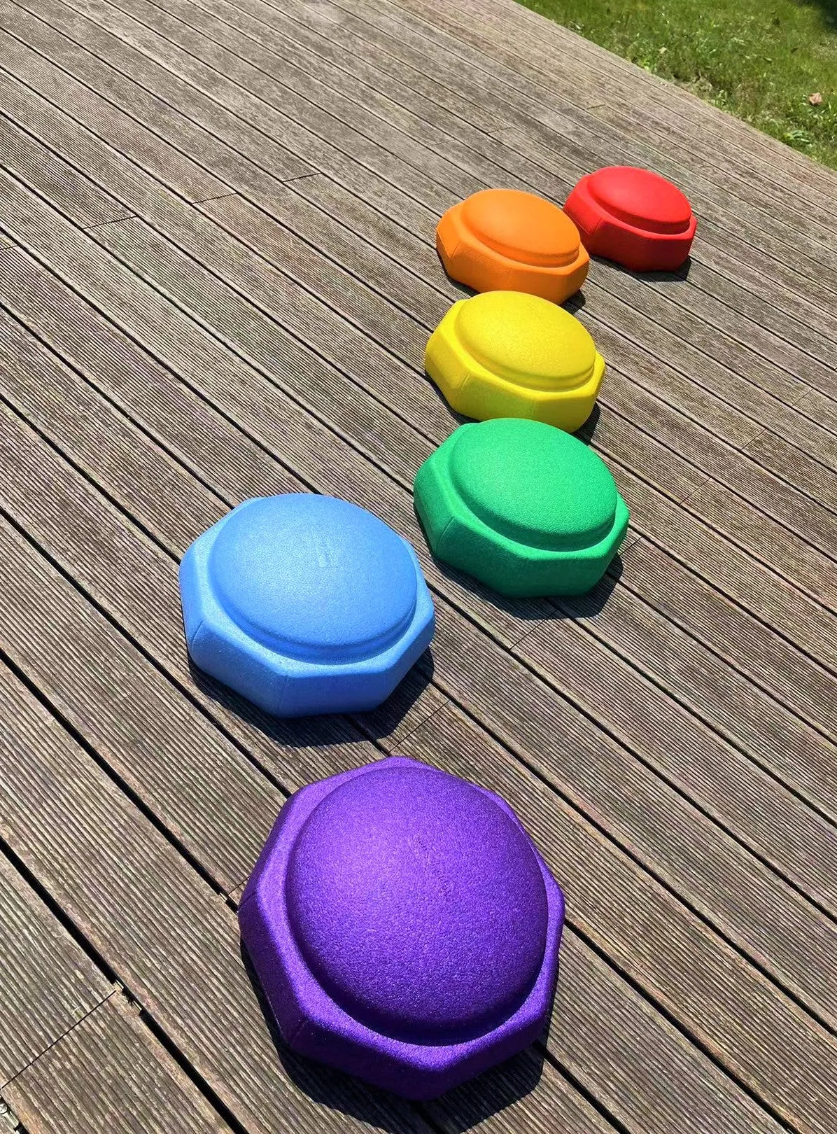 **Pre-order (Ships in 2-3 Weeks)**6 Pieces Rainbow Stepping Stones Set