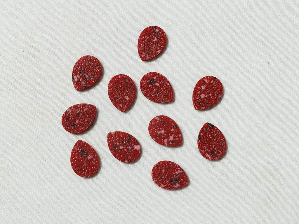 Red Designer Drop Plastic  Stones -18x13 mm
