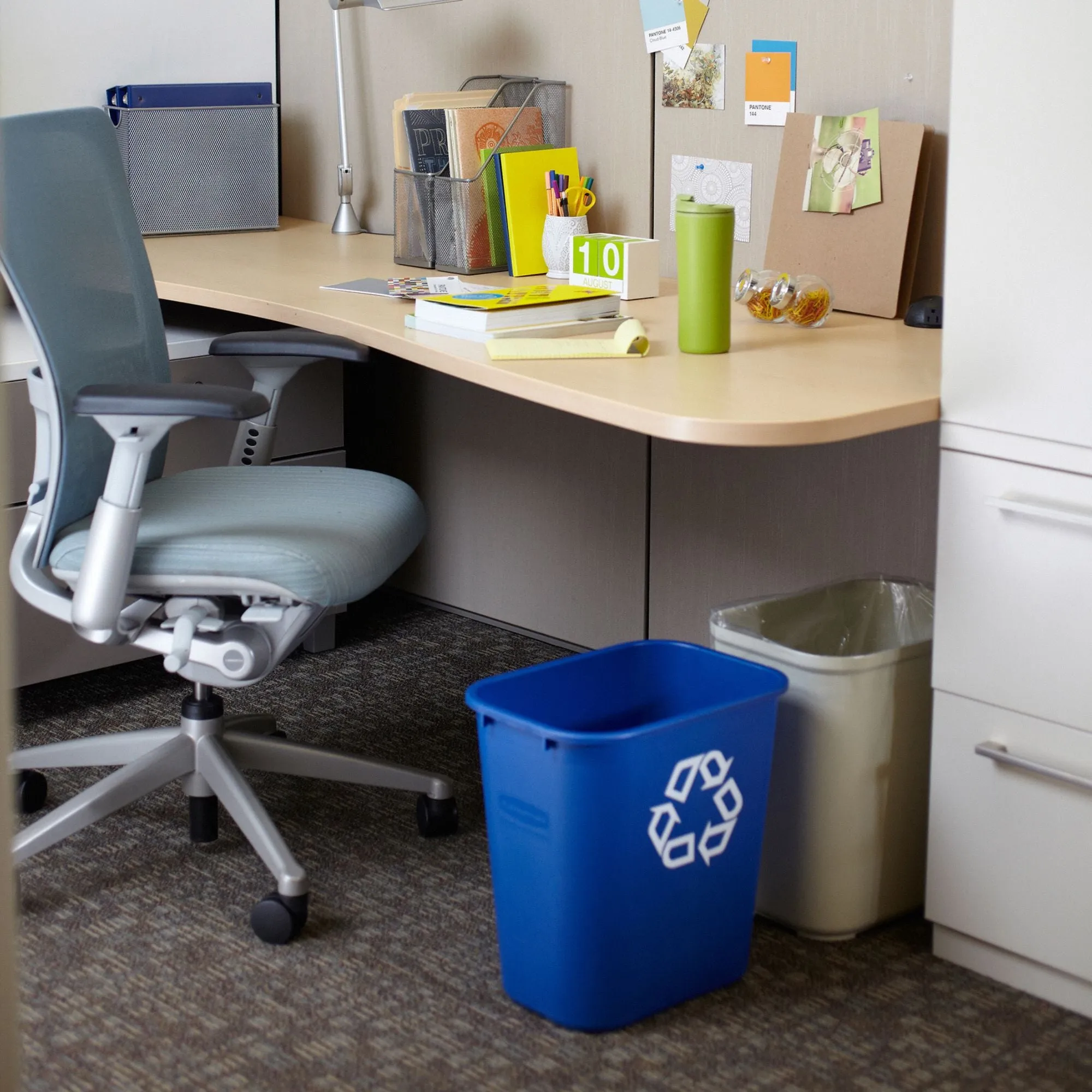 Rubbermaid 7 gal Rectangular Recycling Wastebasket, Plastic, Blue - FG295673BLUE